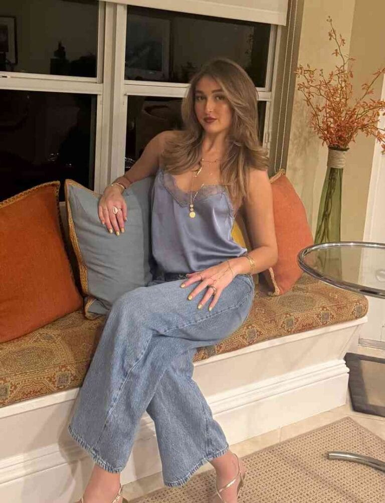 Renee — Assistant at Rové Hair Salon, Delray Beach